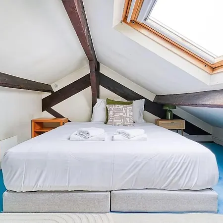 Appartement Proche Mairie Du 14e Arrondissement - V *